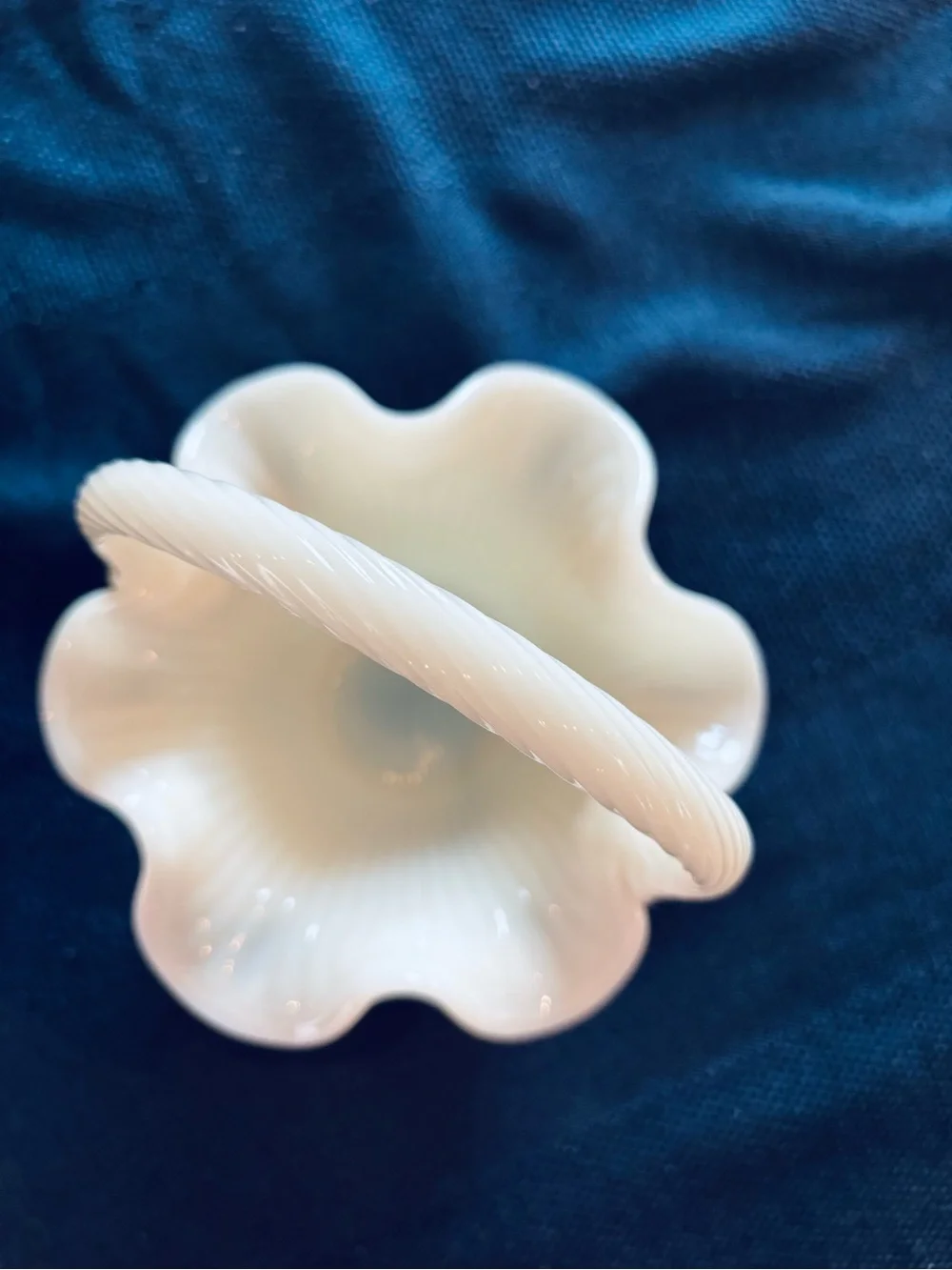 Vintage Fenton Ivory Ruffled Handle Basket Vase